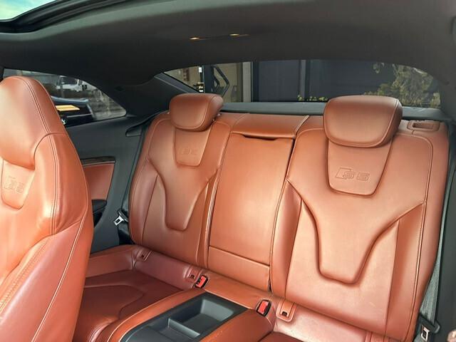 Audi A5 S5 4.2 V8 quattro