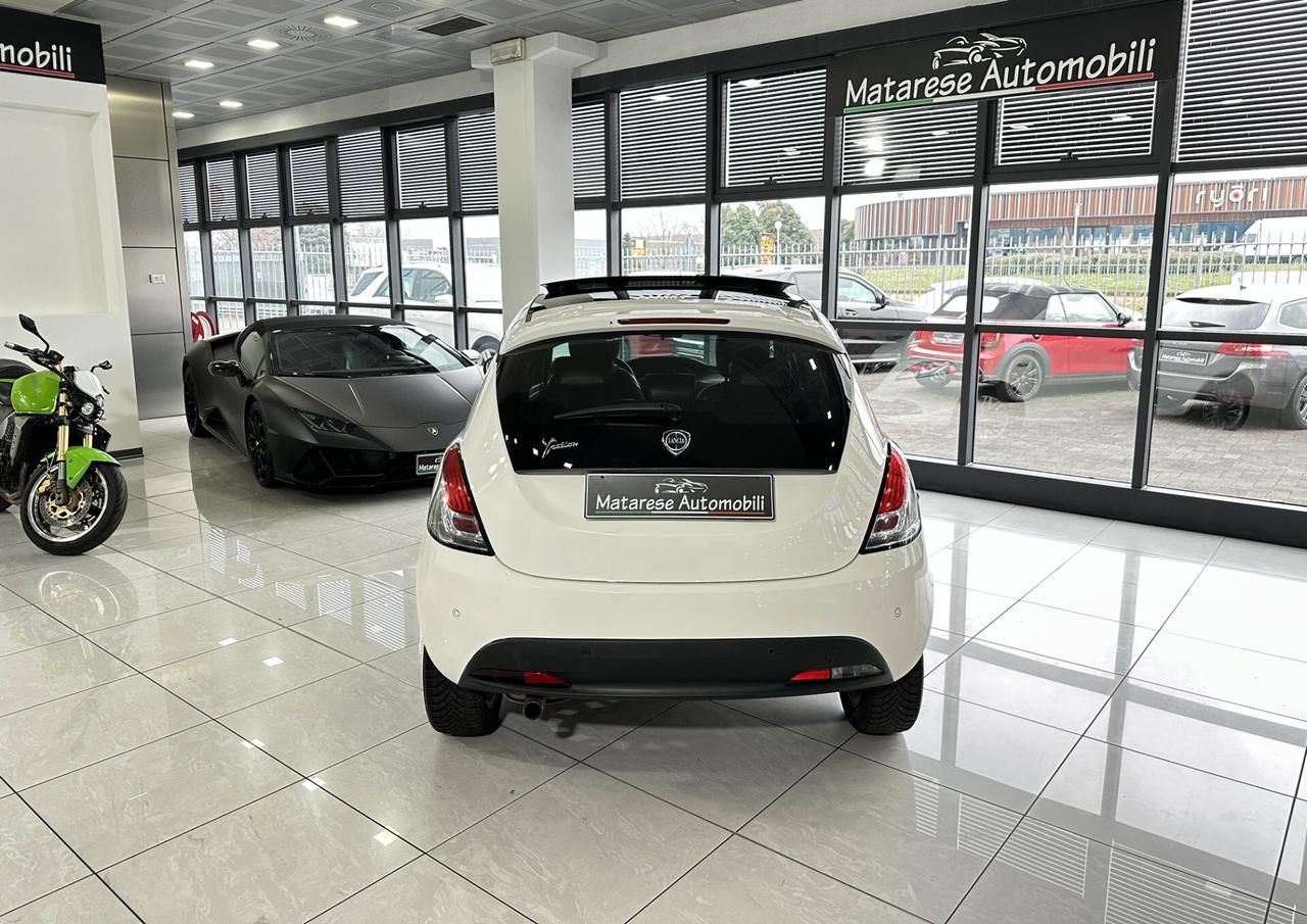 Lancia Ypsilon 1.2cc 69cv TettoApribile Sensori Finanziabile