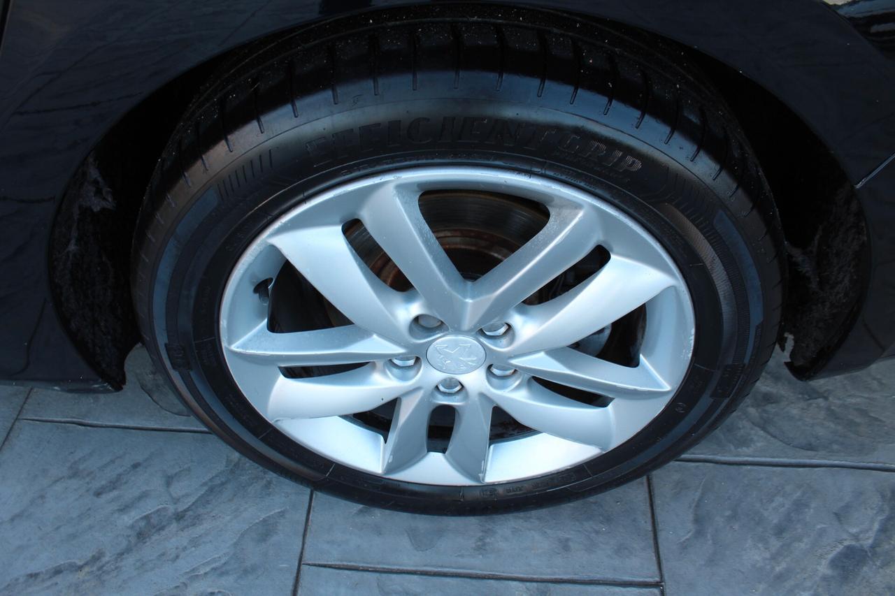 Peugeot 508 2.0 HDi 140CV SW Ciel Active