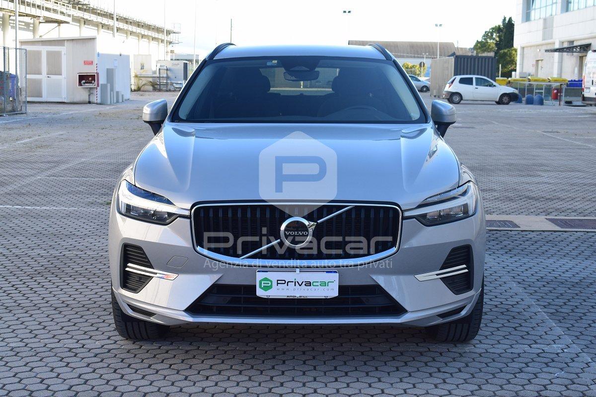 VOLVO XC60 B4 (d) Geartronic Momentum Pro