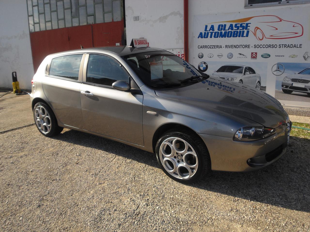 Alfa Romeo 147 1.9 JTD (120) 5 porte Progression