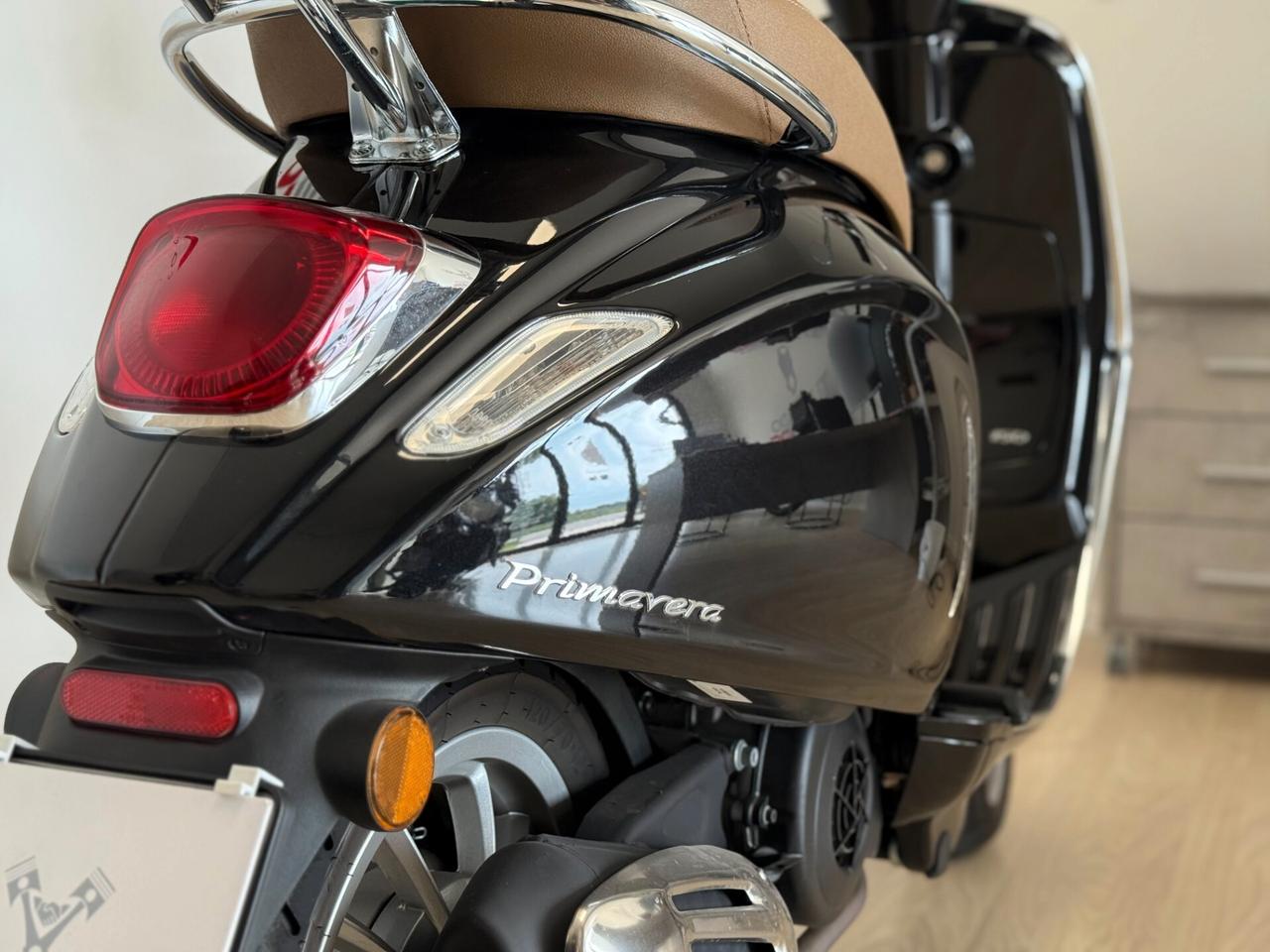 Piaggio Vespa PRIMAVERA 150 ABS
