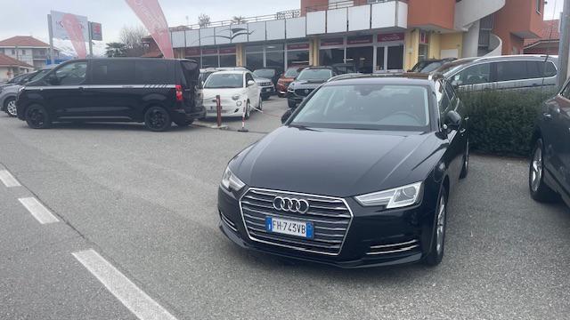 AUDI A4 Avant 2.0 TDI 150cv S tronic Business Sport