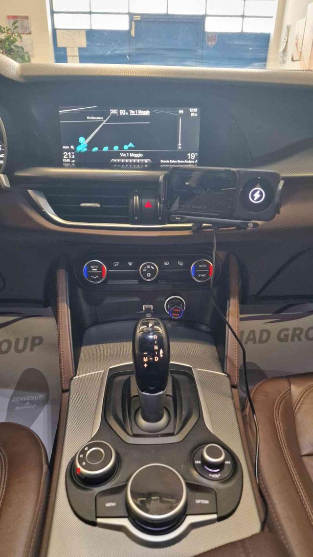 ALFA ROMEO Stelvio 2.2 Turbodiesel 210 CV AT8 Q4 LEVE AL VOLANTE