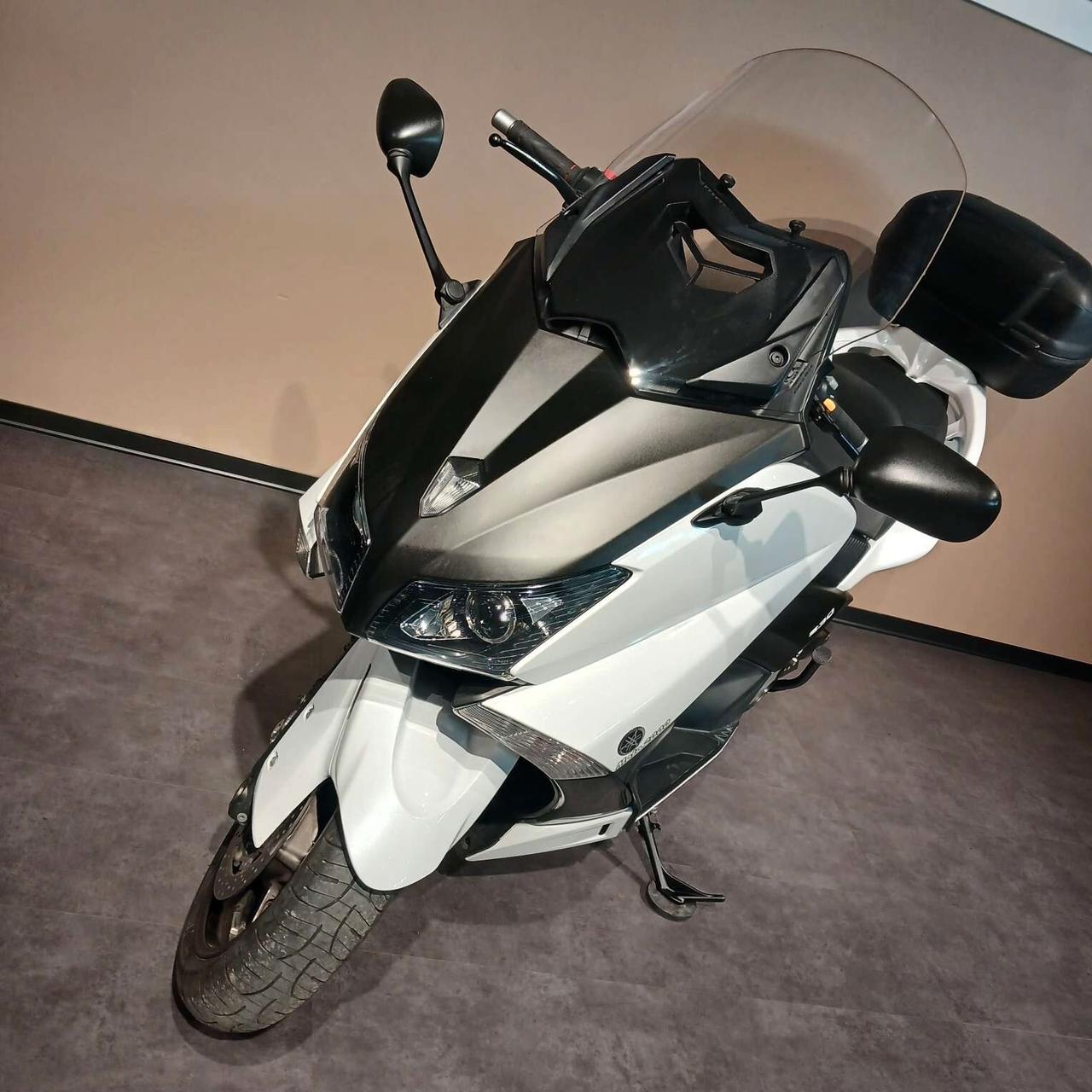 Yamaha T Max 530