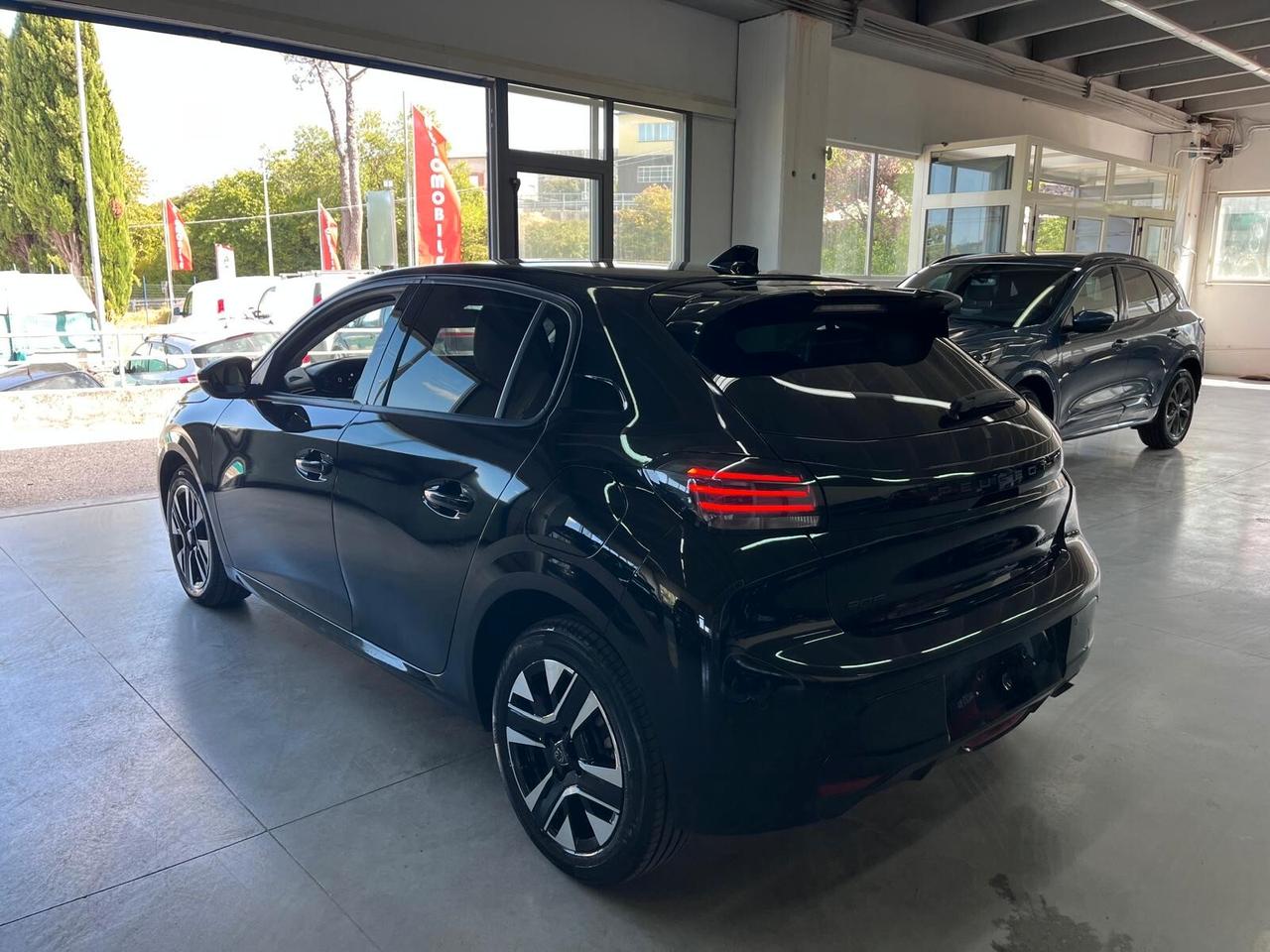 Peugeot 208 Hybrid 100 e-DCS6 Allure