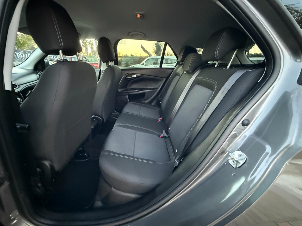 FIAT TIPO 1.6MJT 131CV SW LOUNGE NAVI LED