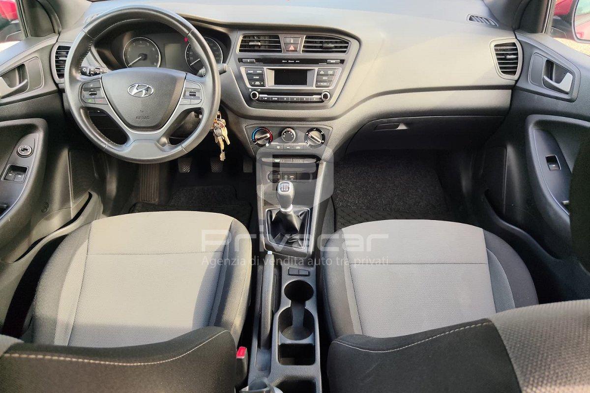 HYUNDAI i20 1.2 5 porte Blackline