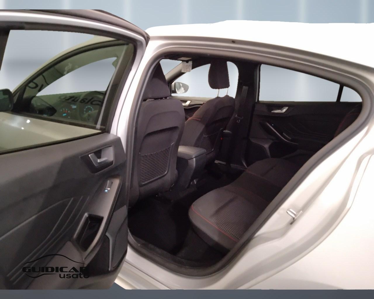FORD Focus V 2022 - Focus 1.0t ecoboost h ST-Line 155cv powershift