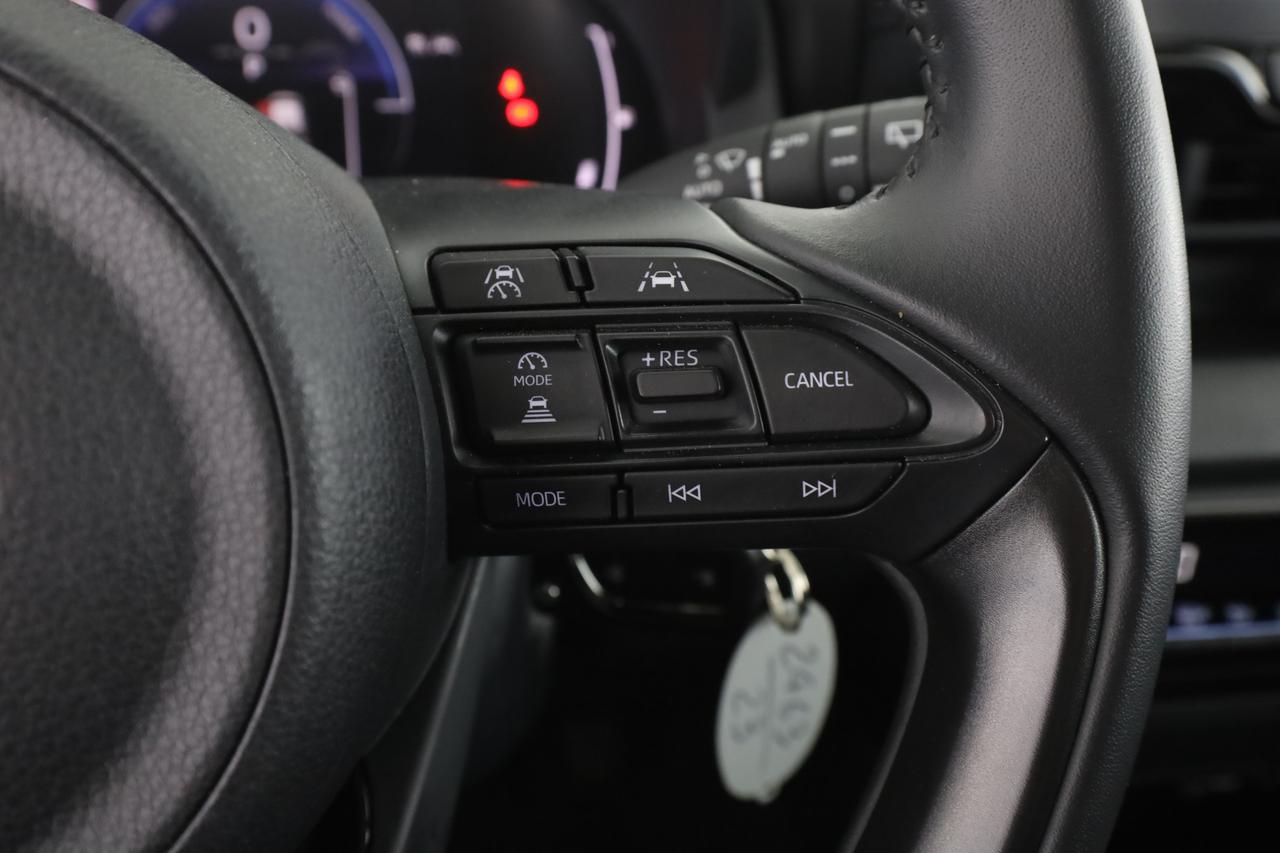 TOYOTA Yaris 4ª serie Yaris 1.5 Hybrid 5 porte Trend