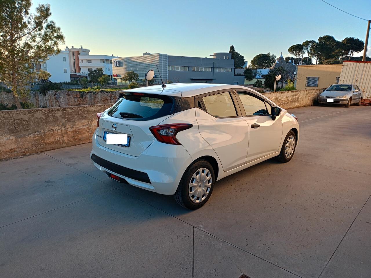 Nissan Micra 1.000 12V BENZINA 5 porte Visia