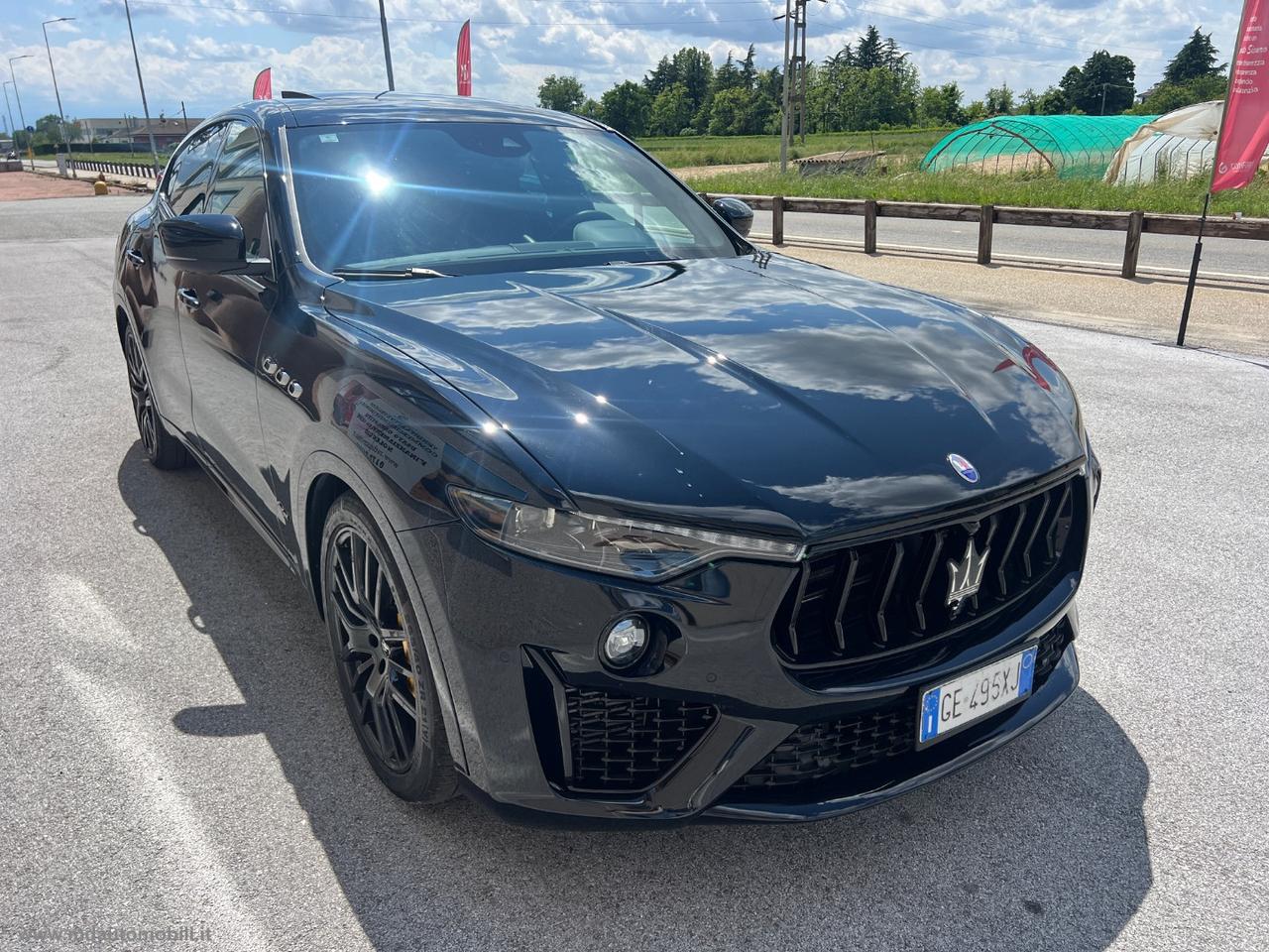 MASERATI Levante V6 Diesel AWD Gransport TETTO 21 CAMERA IVA ESPOSTA