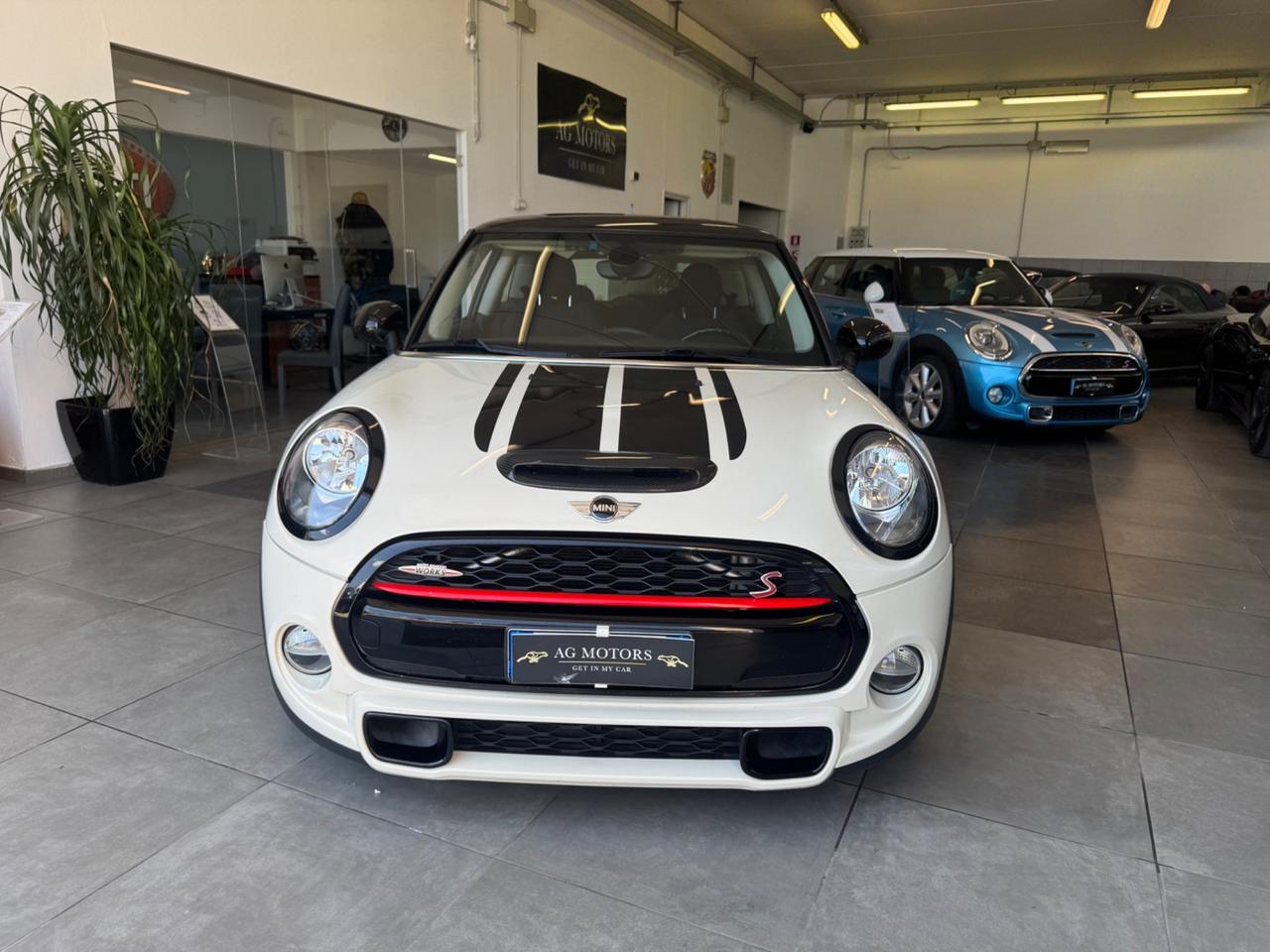 Mini 2.0 Cooper S allestimento JCW