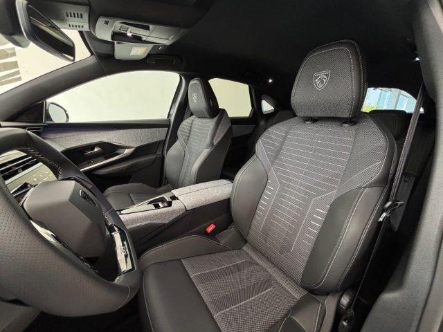 PEUGEOT 3008 Hybrid 136 e-DCS6 GT tua da ?399,00