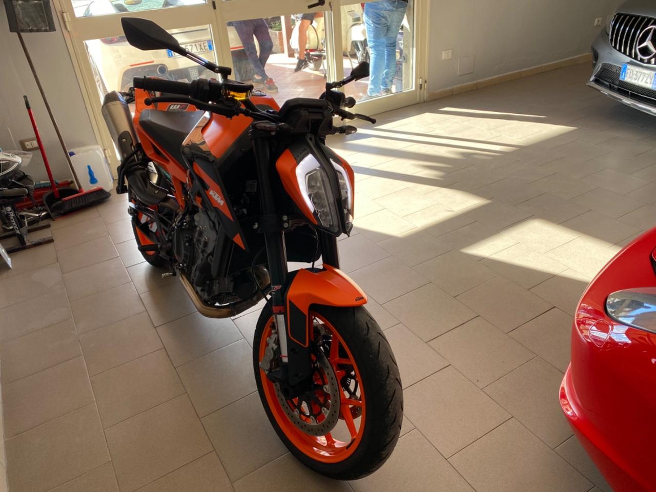 Ktm Duke 890 GP TECH PACK