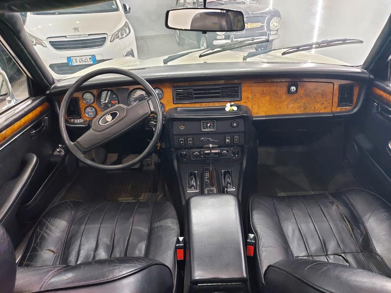 Jaguar XJ6 4.2 SOVEREIGN 1983
