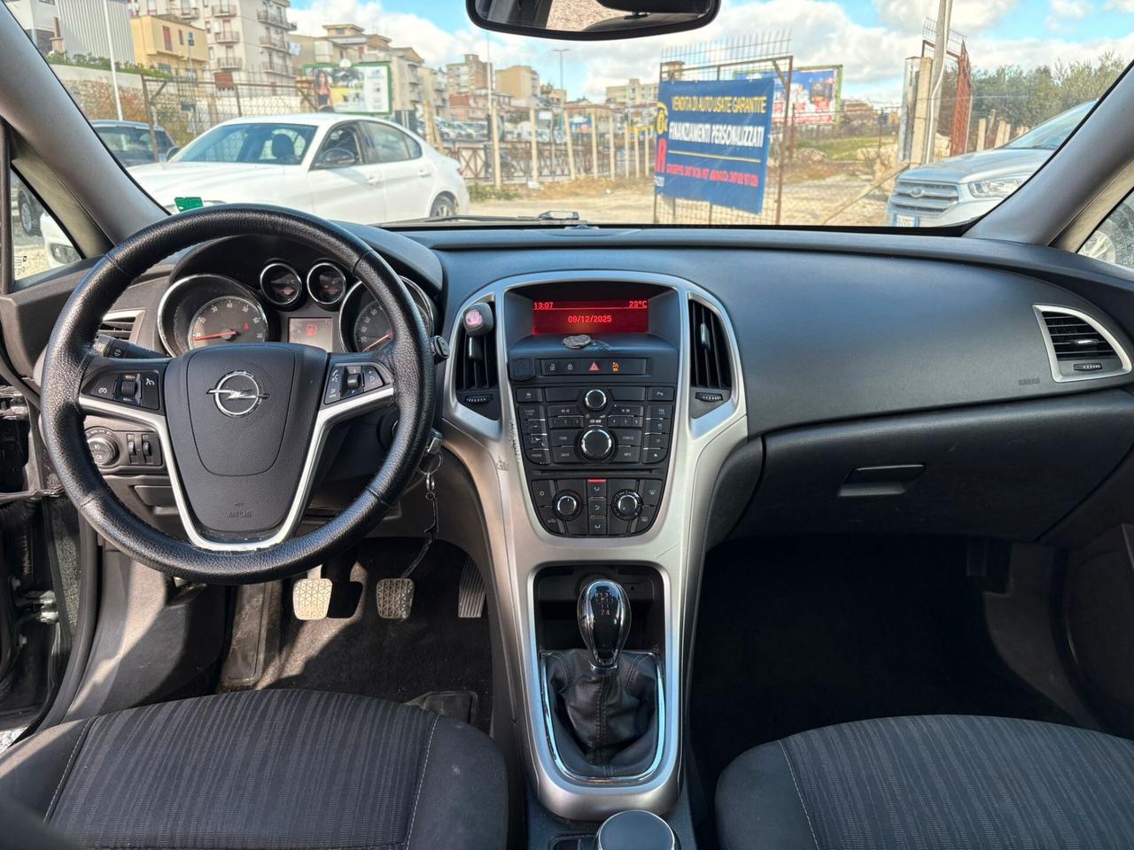 Opel Astra 1.4 100CV 5 porte Cosmo