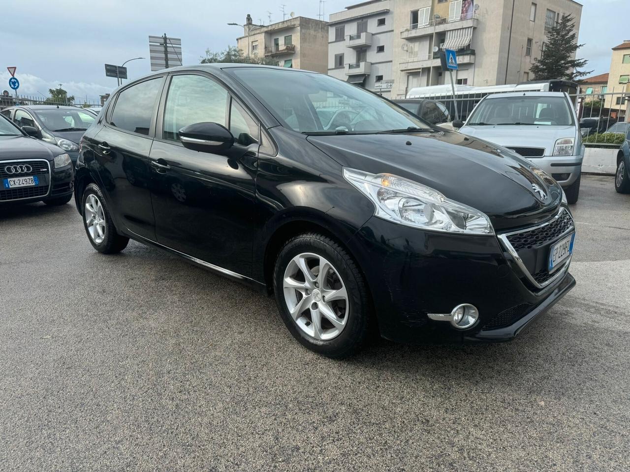 Peugeot 208 1.2 VTi 82 CV 5 porte Access NEOPATENTATI