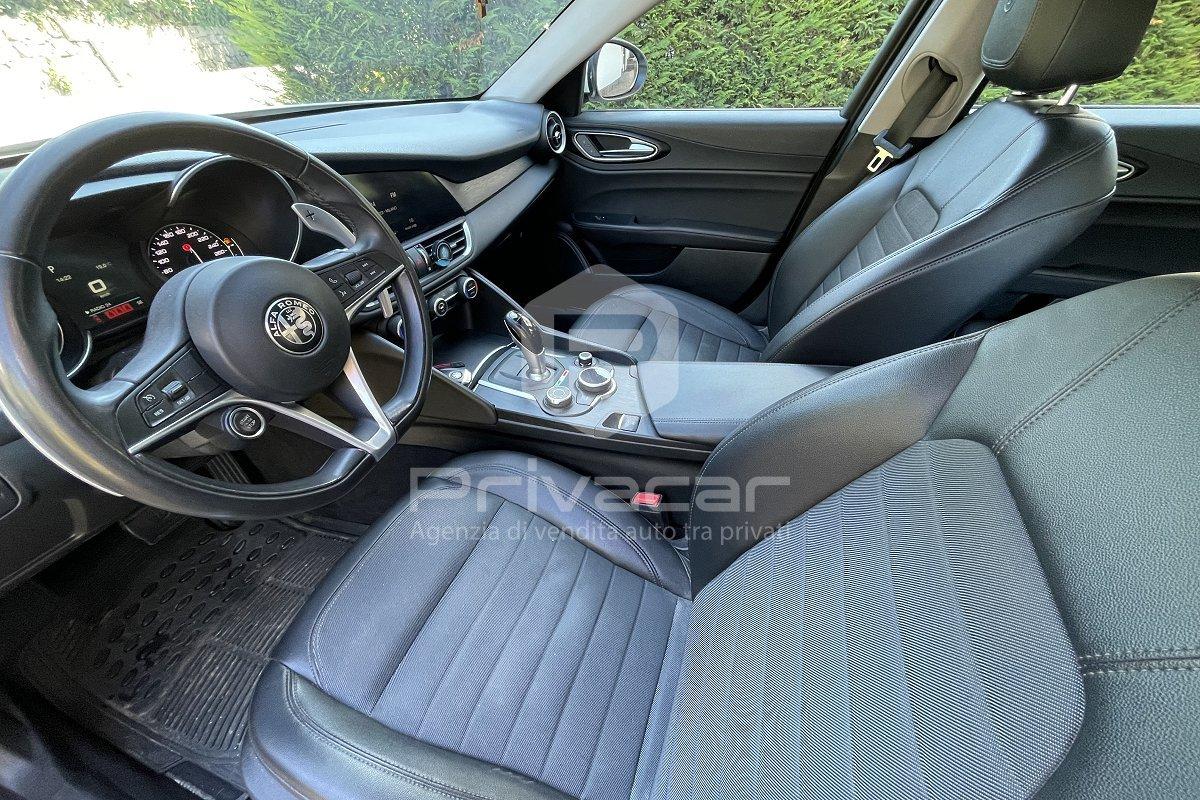 ALFA ROMEO Giulia 2.2 Turbodiesel 180 CV AT8 Business Sport Launch Ed.