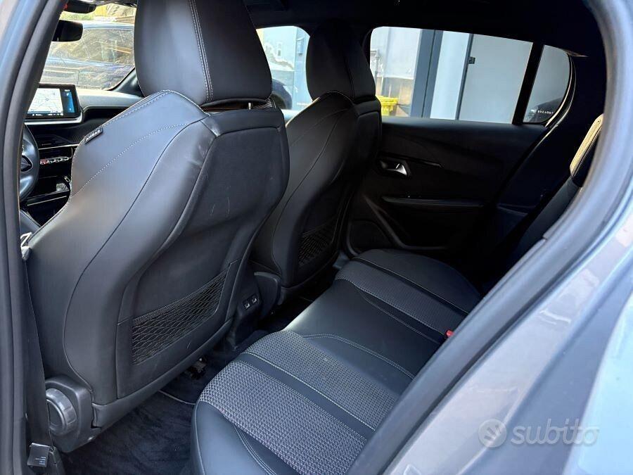 Peugeot 208 1.5 hdi 100 gt line certificata nuova