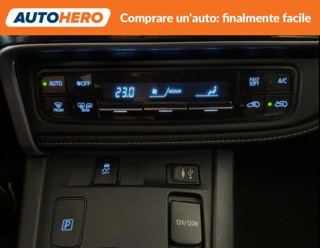 TOYOTA Auris Touring Sports 1.8 Hybrid Black Edition