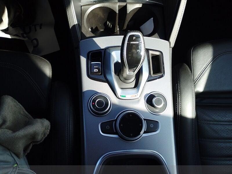 Alfa Romeo Stelvio MY22 My21 2.2 Turbo Diesel210 Cv Awd