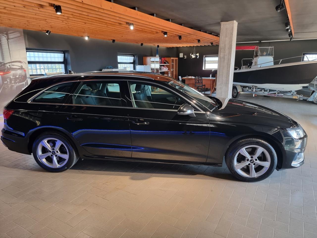 Audi A4 Avant 35 TDI/163 CV S tronic Business Advanced
