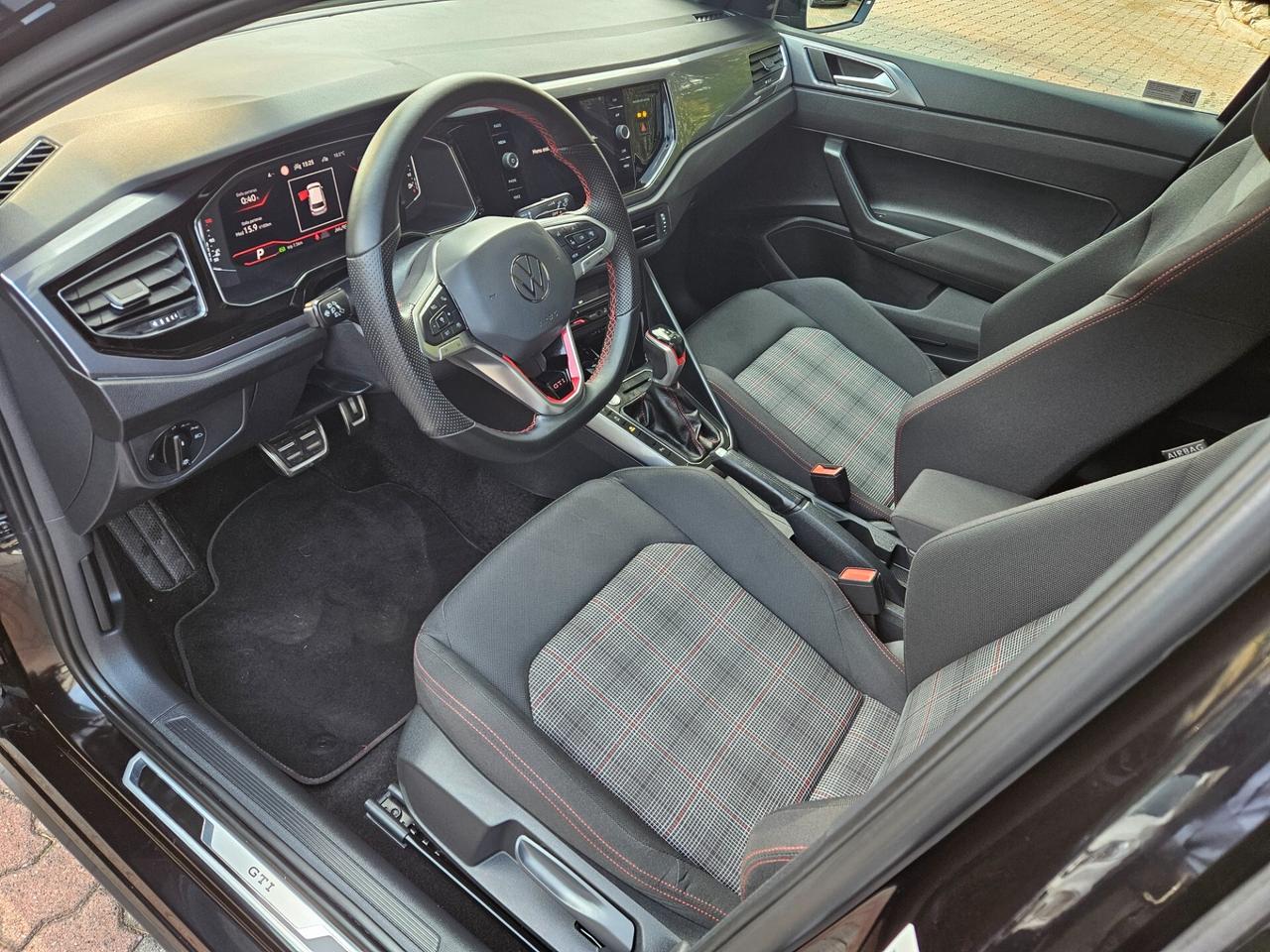Volkswagen Polo 2.0 TSI DSG GTI - TETTO - CERCHI '18