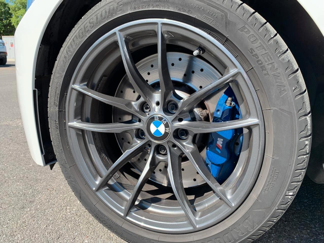 Bmw M4 3.0 dkg Head-Up + Harman-Kardon OK PERMUTE