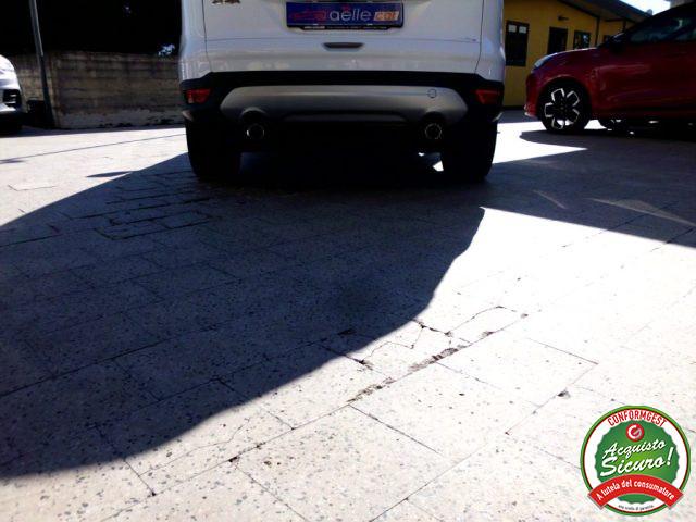 FORD Kuga 2.0 TDCI 140 CV 4WD Powershift Business