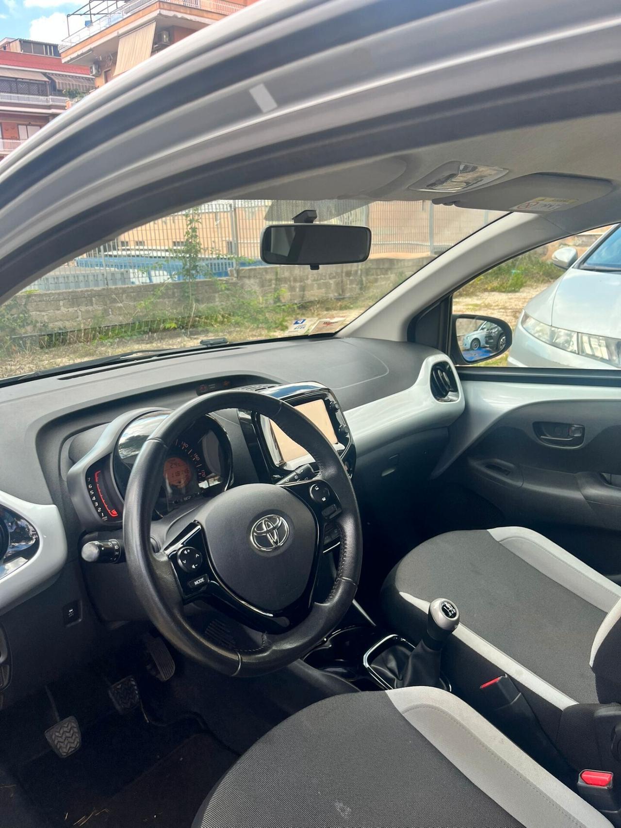 TOYOTA AYGO UNIPRO X-PLAY