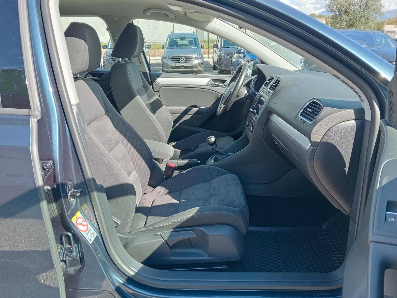 Volkswagen Golf 1.6TDI 5p. Highline