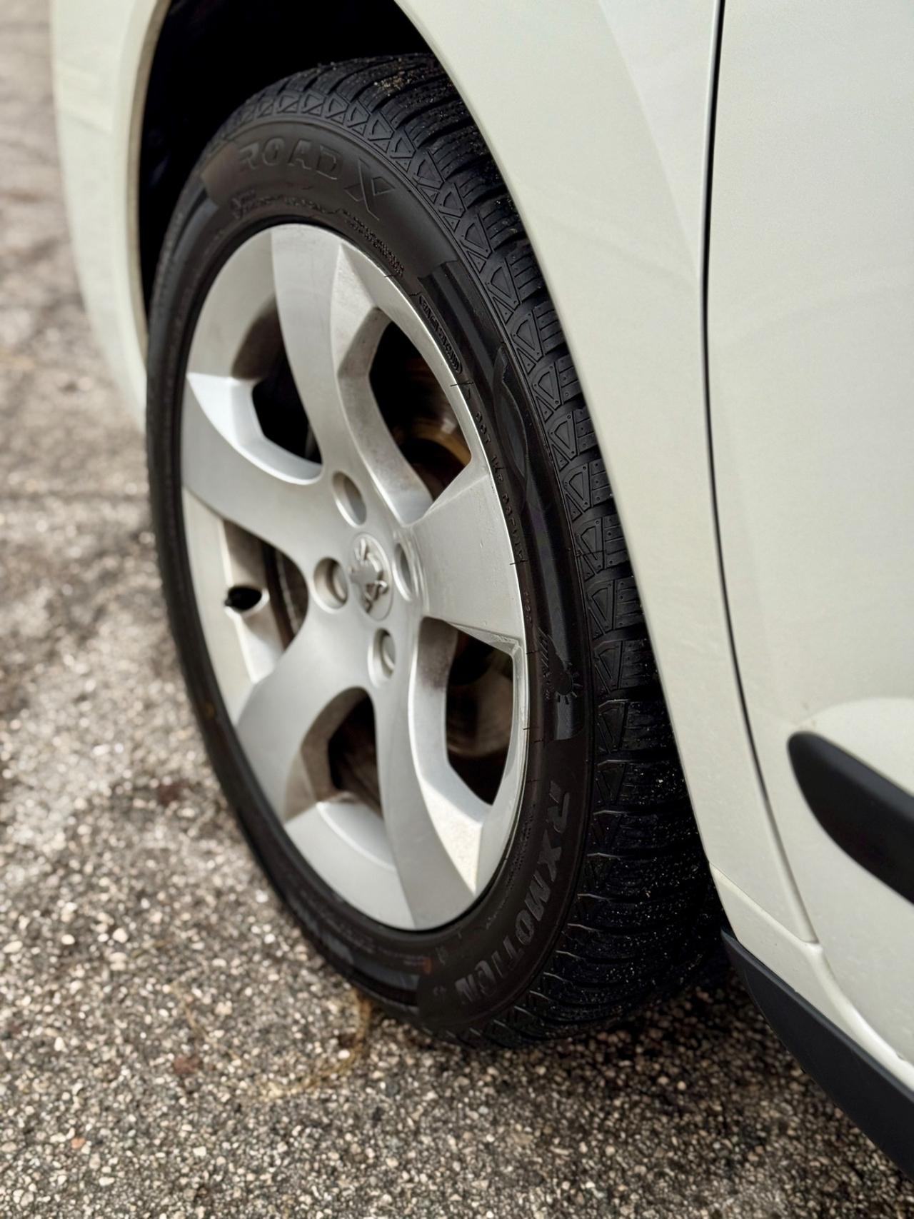 Peugeot 3008 1.6 HDi 115CV Allure 147.000Km