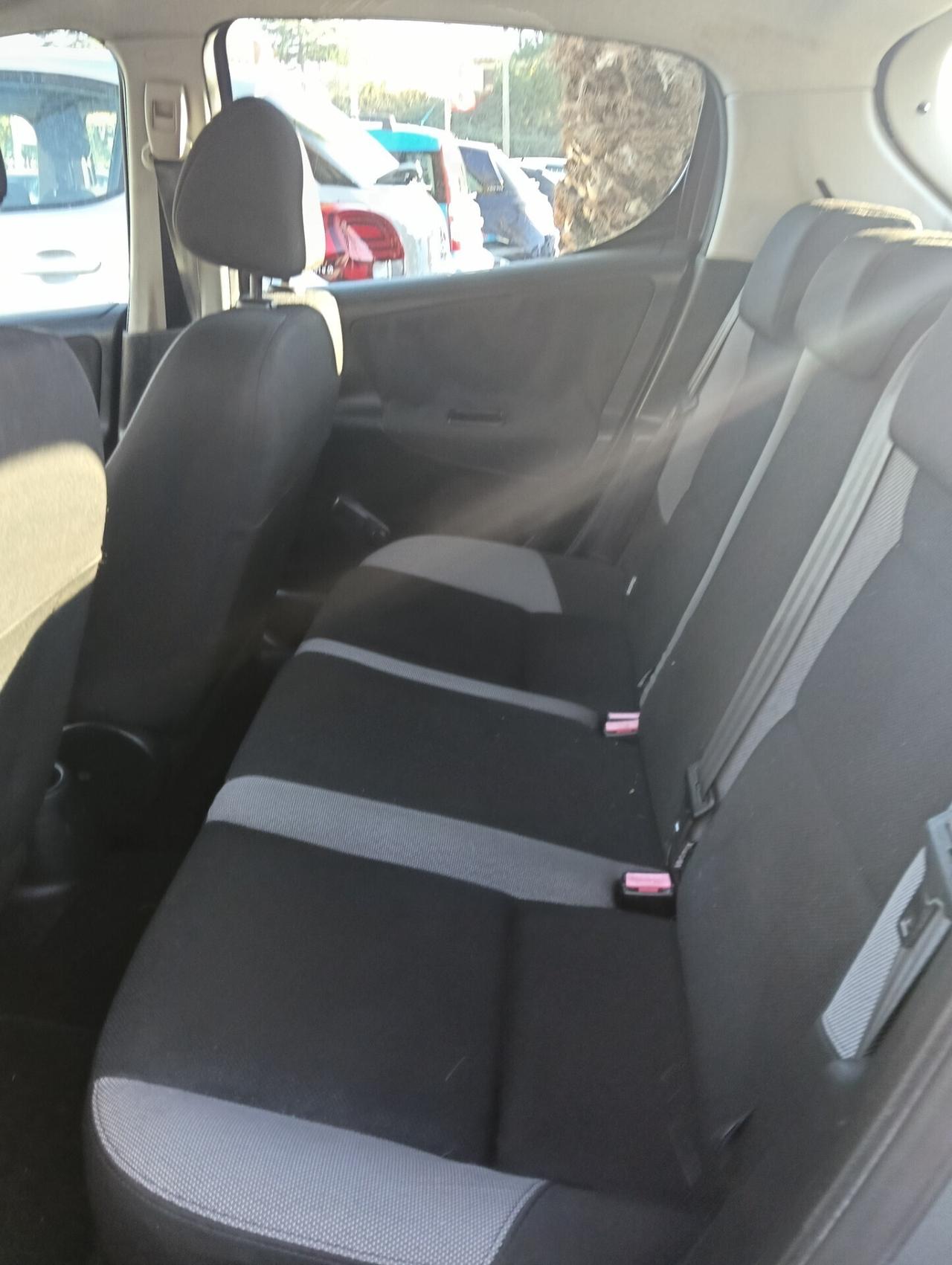 Peugeot 207 1.4 HDi 70CV 5p. X Line