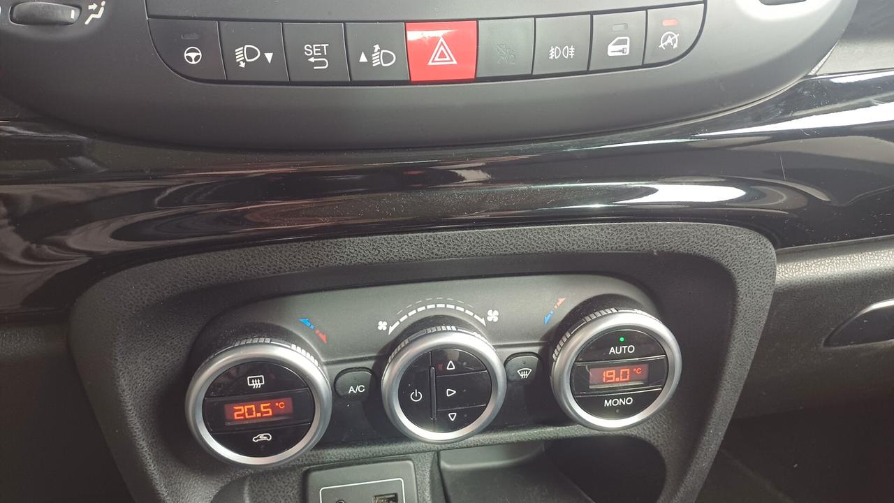 Fiat 500L 1.3 Mtj 95cv Trekking Unico proprietario Neopatentati