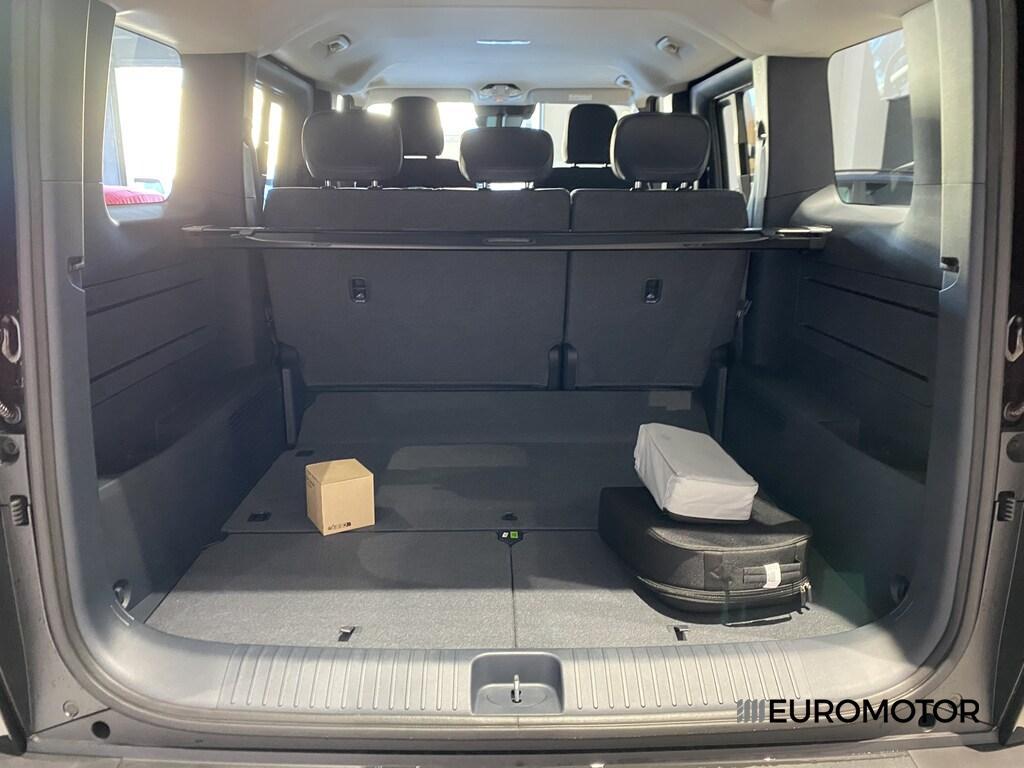 Kia PV5 Passenger 71,2kWh Earth