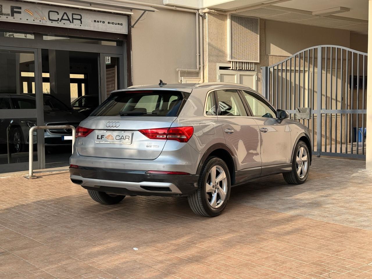 Audi Q3 35 TDI S tronic Business Advanced 2.0 150 cv