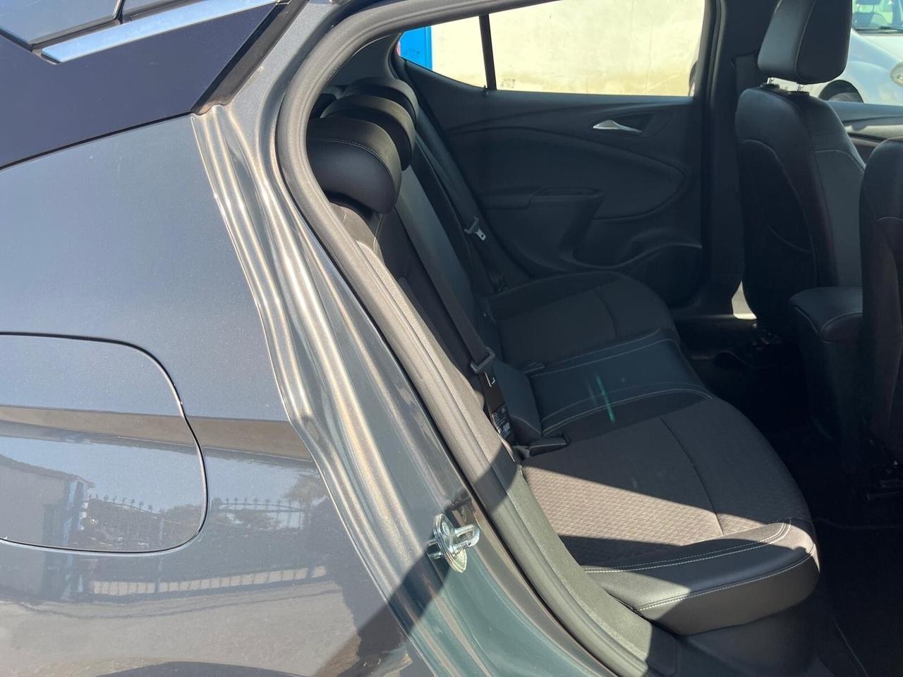 Opel astra 5P-1.6 cdti/136 cv - full -2016