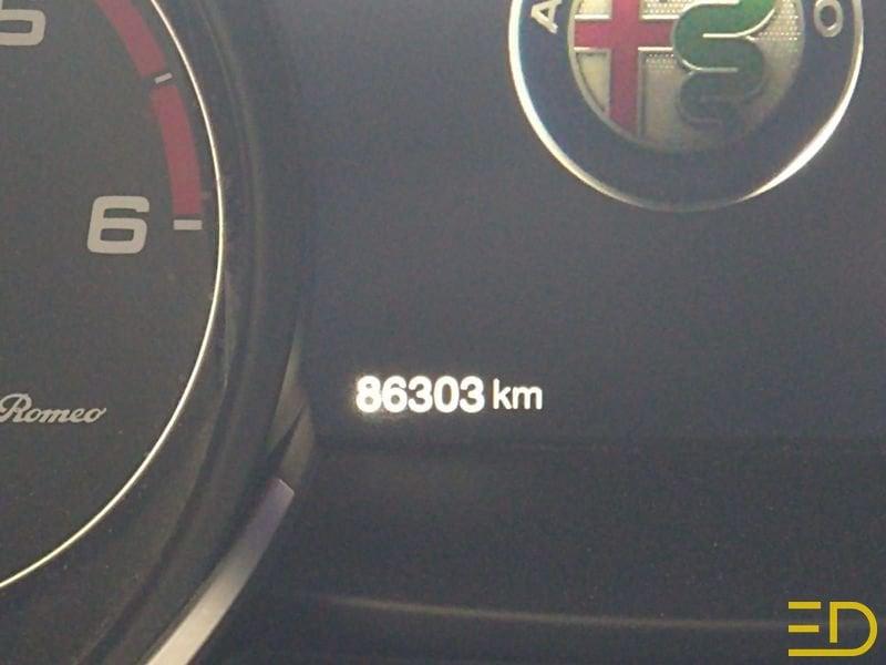 Alfa Romeo Stelvio Stelvio 2.2 t Super rwd 180cv auto
