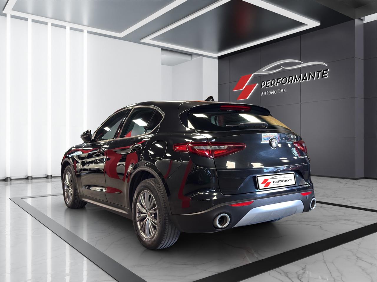 Alfa Romeo Stelvio 2.2 t Business rwd 160cv auto