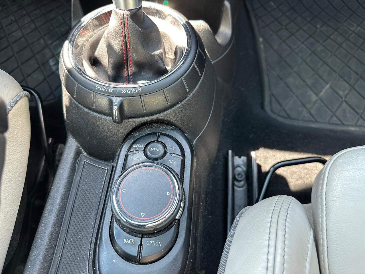 Mini Cooper SD 2.0 170 cv auto - 2017