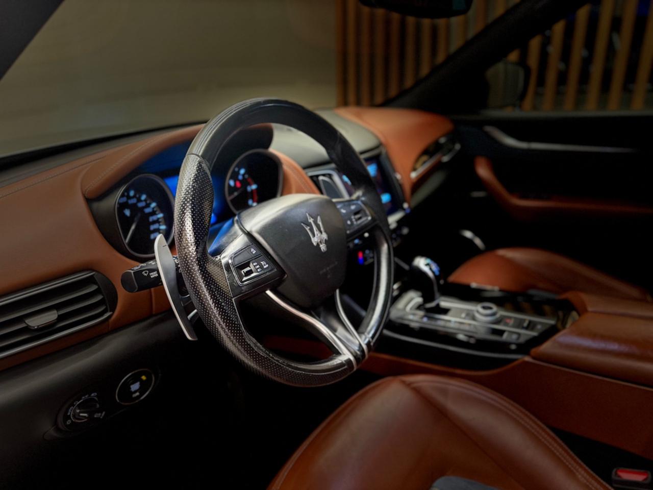 Maserati Levante V6 Diesel 275 CV AWD Granlusso PERMUTE GARANZIA