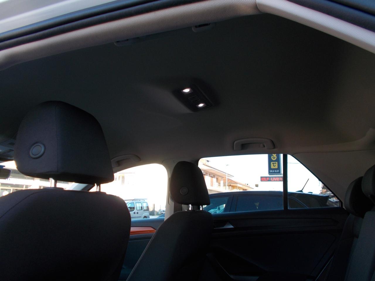 Volkswagen T-Roc 1.6 TDI SCR Style BlueMotion Technology