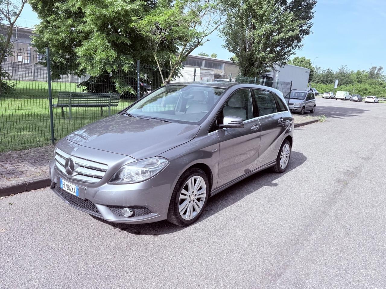 Mercedes-benz B 200 CDI BlueEFFICIENCY