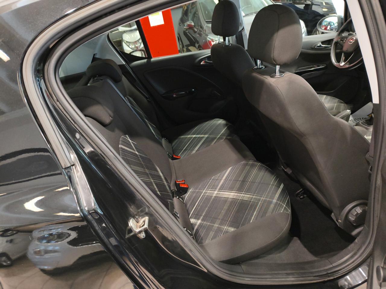 Opel Corsa 1.2 5 porte Innovation solo 119.000 km