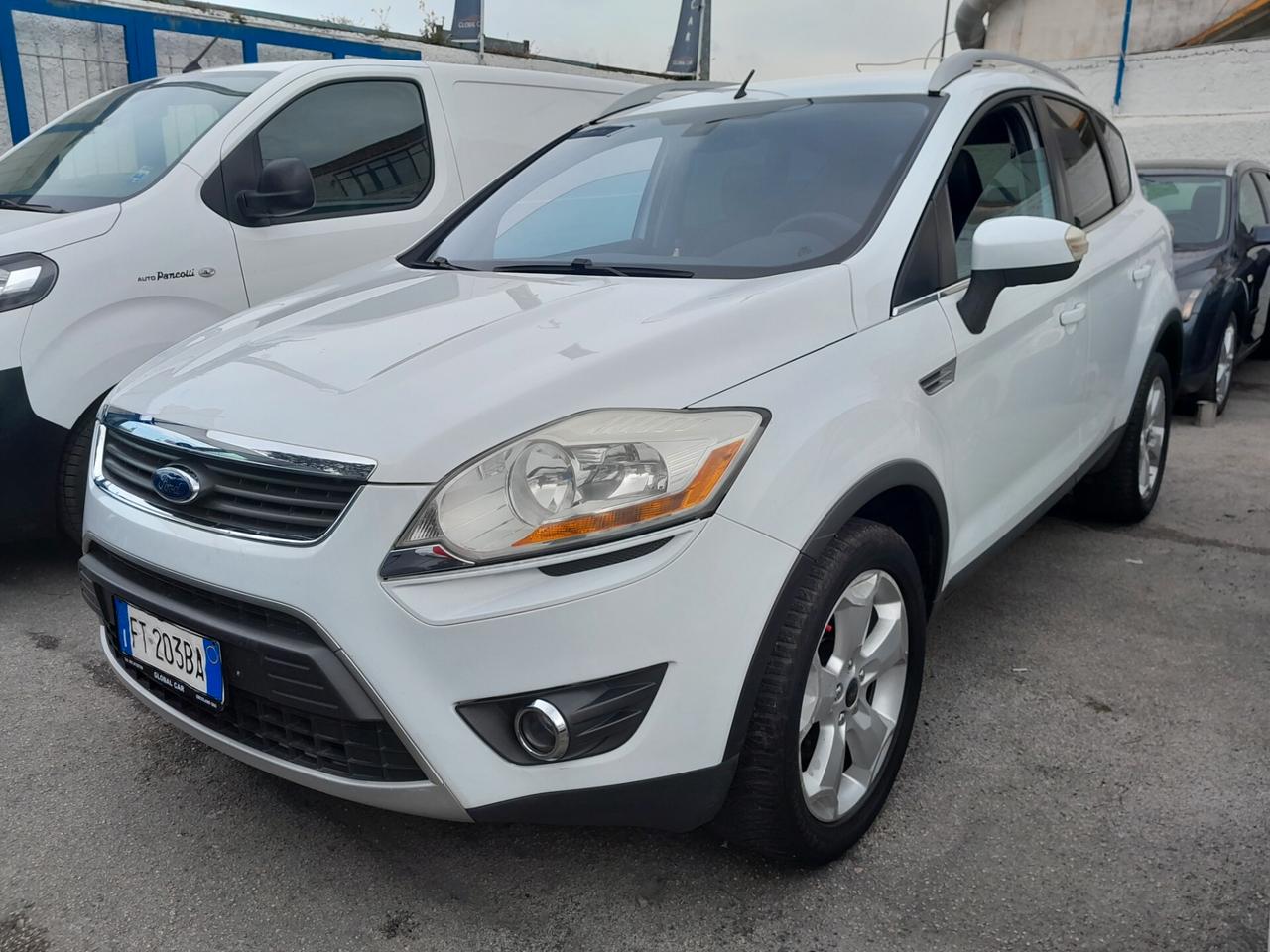 Ford Kuga 2.0 TDCI TITANIUM