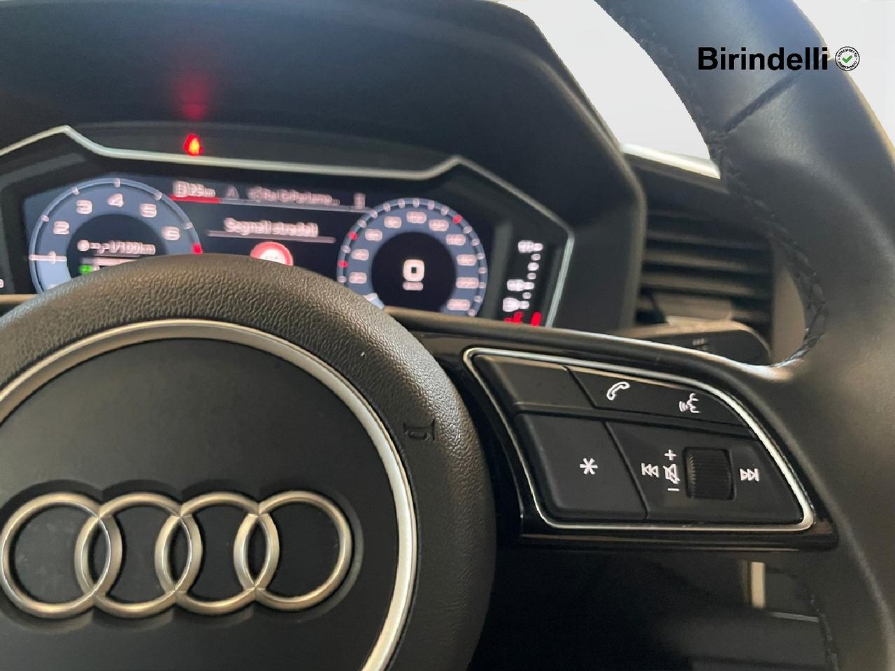AUDI A1 2ª serie - A1 allstreet 30 TFSI S tronic Business