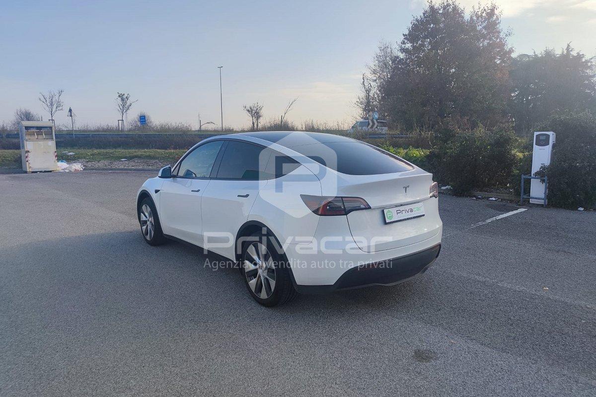 TESLA Model Y RWD