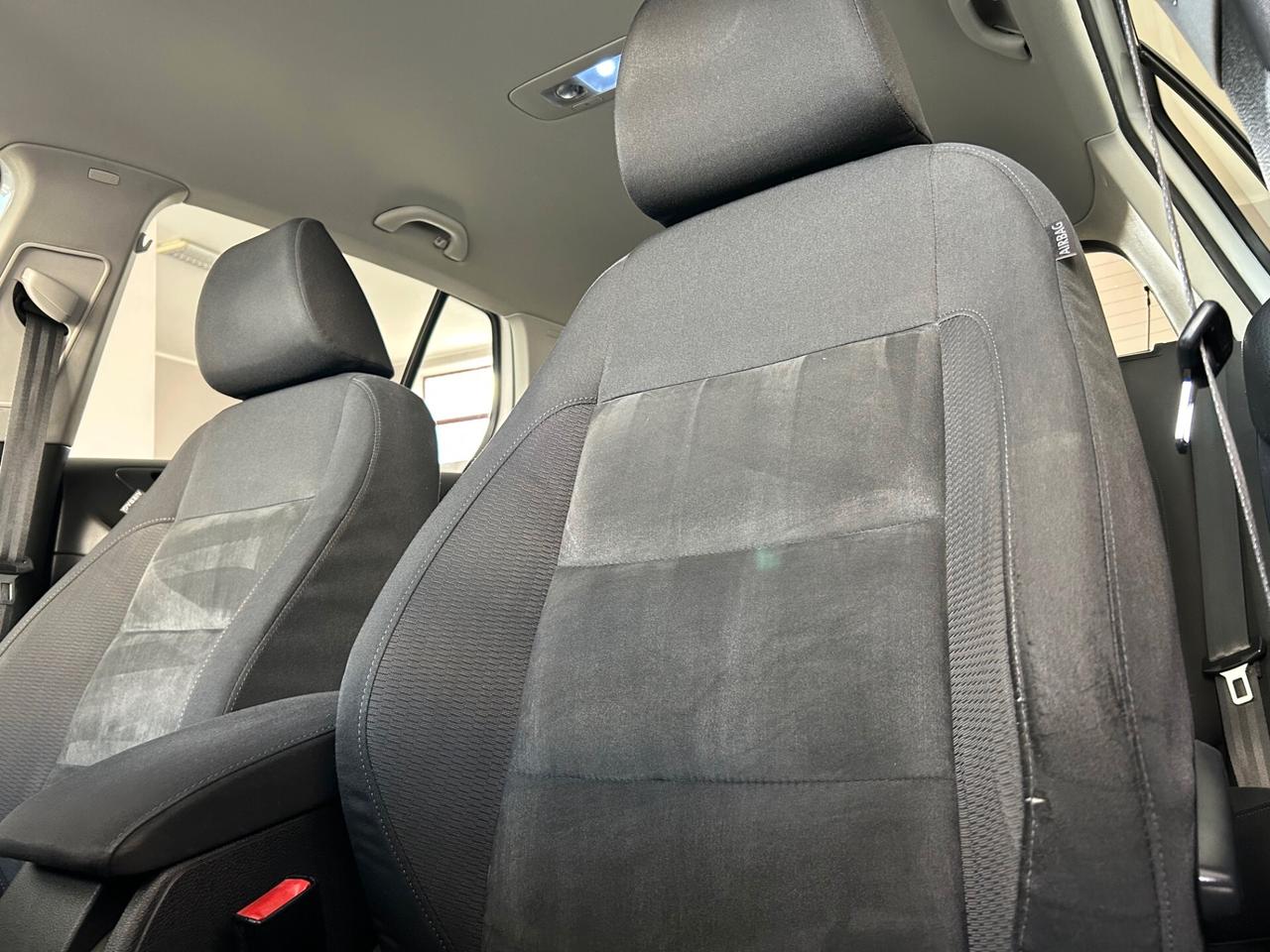 Volkswagen Golf 2.0 TDI 110 cv HIGHLINE