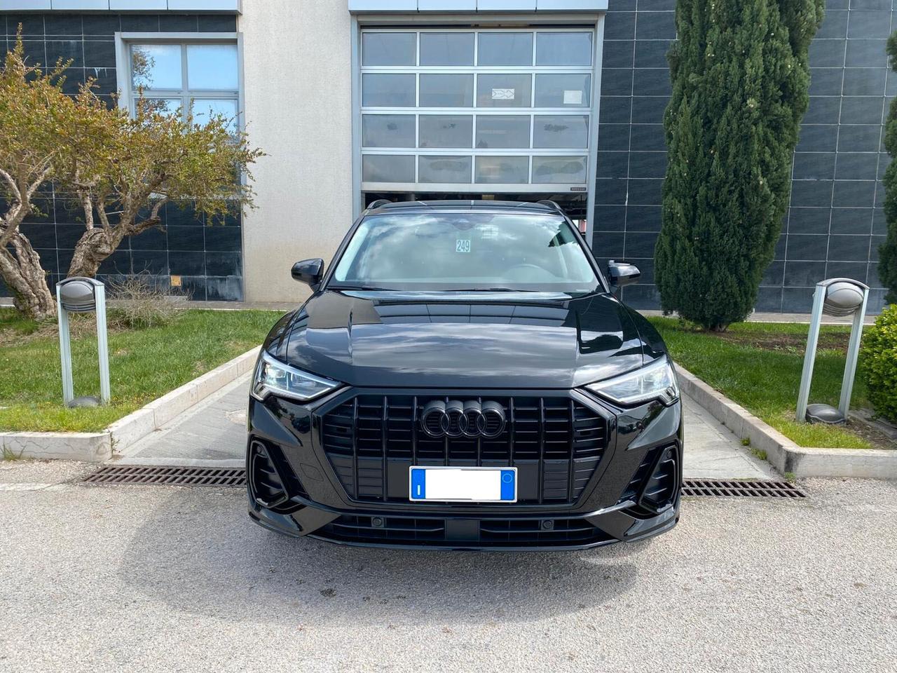 Audi Q3 35 TFSI S line edition